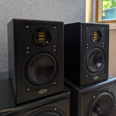 Unity Audio The Mini Rock Active 2-Way Near Field Monitor Pair image 6