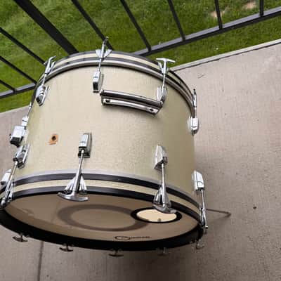 Ludwig Super Classic 1966 - Aged Silver Sparkle image 8
