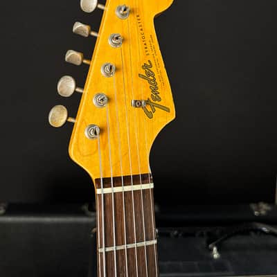 2005 Fender 64 Greg Fessler Strat Gold Sparke Masterdesign image 13
