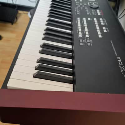 Yamaha MOXF8 Production Synthesizer 2014 - Gray