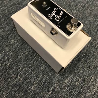 Xotic Super Clean Buffer Boost Pedal   Brand New! image 3