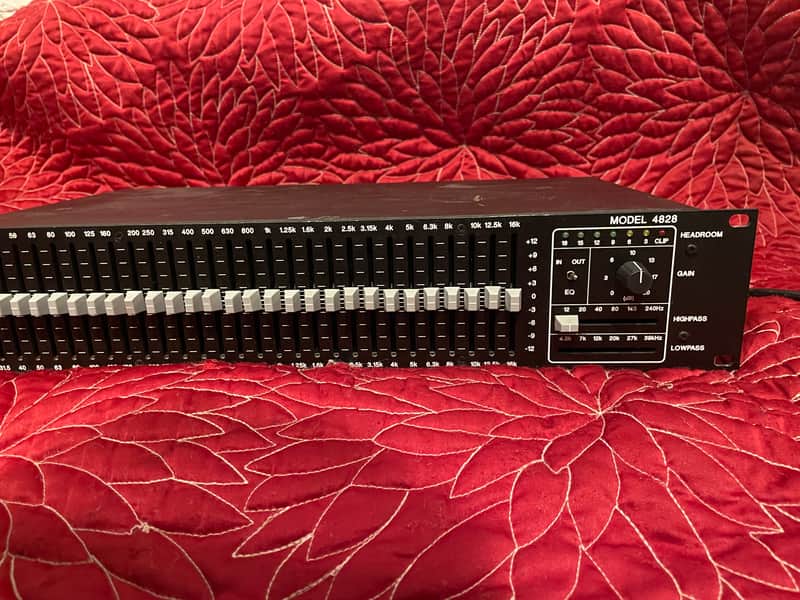 White Instruments 4828 Graphic Equalizer made in USA image 1