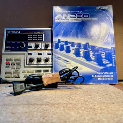 Yamaha AN200 Desktop Synthesizer • Serviced & Warranty