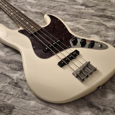 Fender Classic Series '60s Jazz Bass Lacquer - 2017 - Olympic White - 4-String Bass image 3