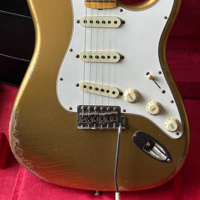 2025 Fender Stratocaster 1964 LTD Fall Event Flamed Neck Gold over Gold Sparkle Heavy Relic image 1