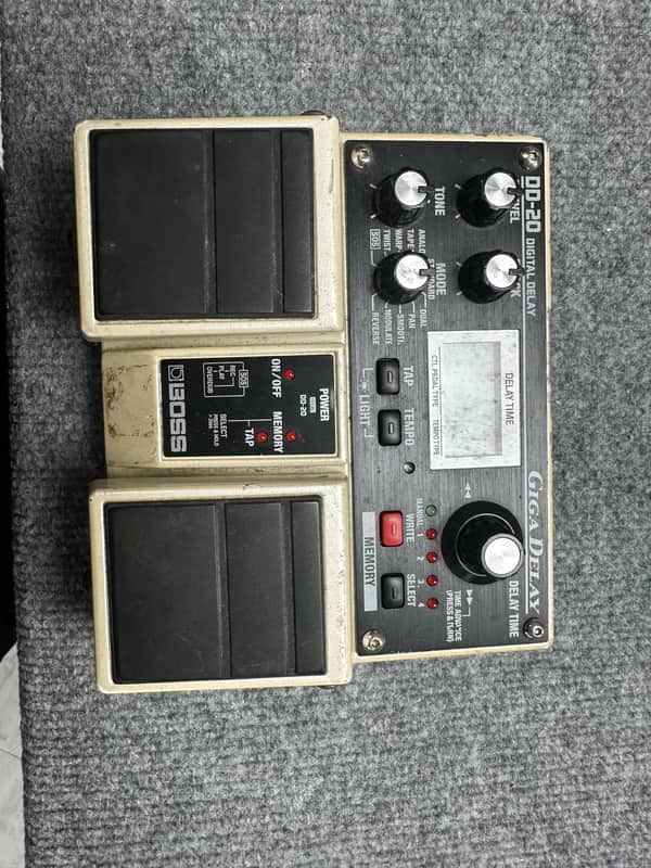 Boss DD-20 Giga Delay