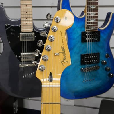 Fender Player II Stratocaster Polar White Maple Fingerboard image 6