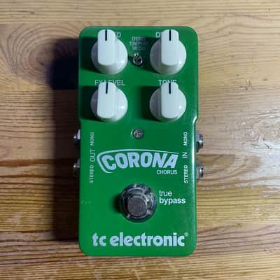 TC Electronic Corona Chorus 2011 - Present - Green image 1