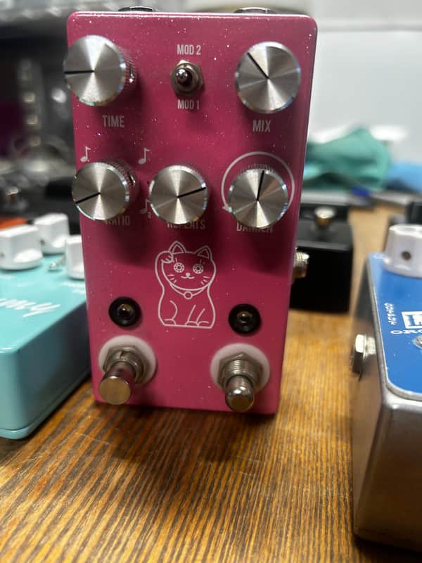 JHS Lucky Cat Delay