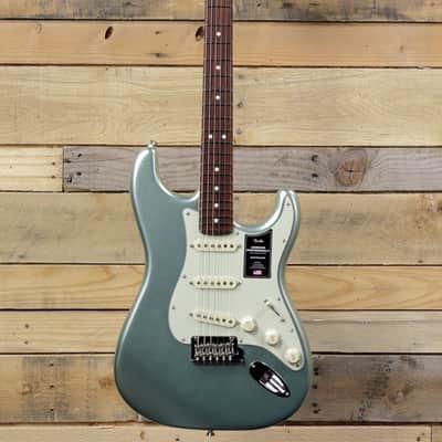 Fender American Professional II Stratocaster Electric Guitar Mystic Surf Green w/ Case & Rosewood Fretboard image 4