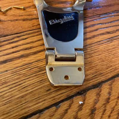 Licensed Bigsby B70G Vibrato Tailpiece w Hardware image 3