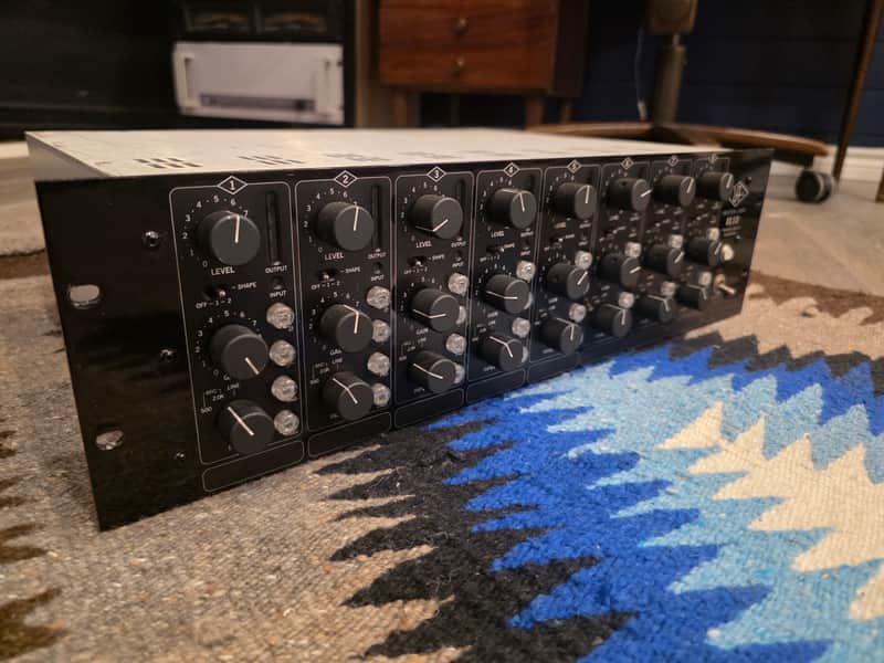 Universal Audio 8110 8-Channel Mic Preamp 2000s - Black image 1