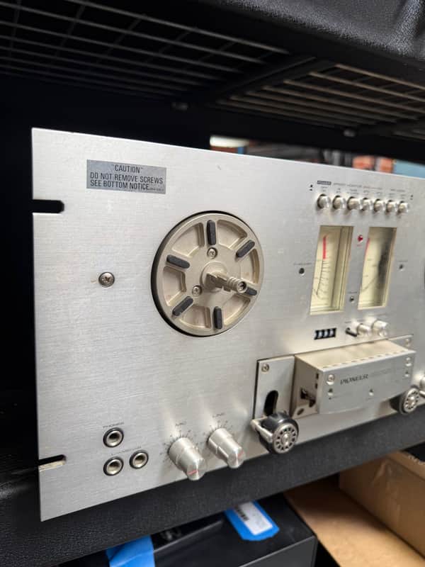 Pioneer RT-707 4-Track Stereo Reel-to-Reel Tape Deck 1977 - 1984 - Silver image 1