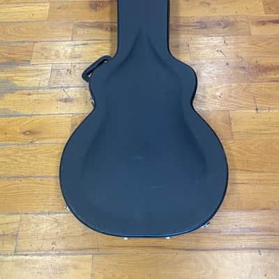 Guild Deluxe Electric Bass Guitar Hardshell Case Starfire Bass Regular image 2