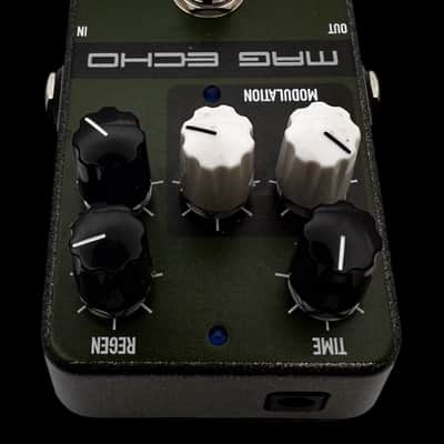 Keeley Magnetic Echo Delay 2015 - Present - Green X6122 image 5