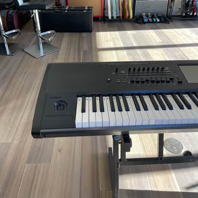 Korg Kronos X 88 music workstation  2014 Black image 9