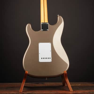Fender Masterbuilt David Brown '50s Stratocaster Shoreline Gold/DLX Closet Classic image 12
