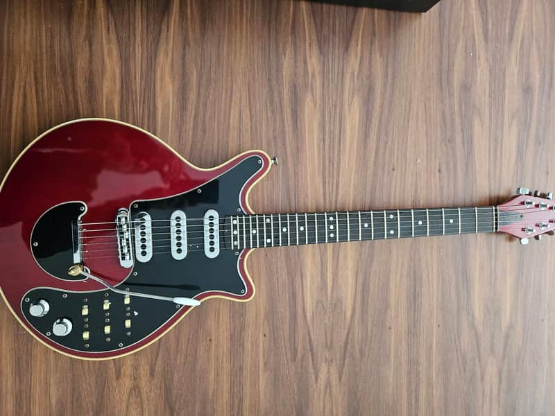 Guild BM01 Brian May Signature 1993 - Red image 1