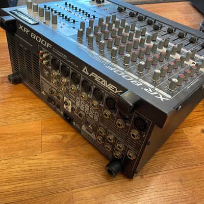 Peavey XR 800F Powered Mixer image 2