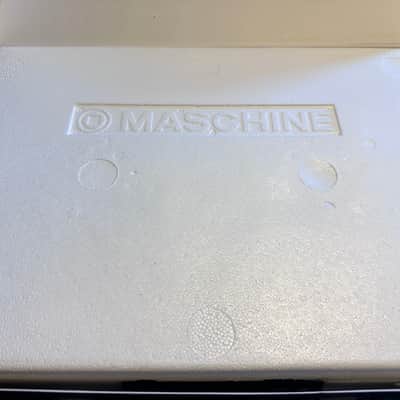 Native Instruments Maschine Studio 2010s - Black image 15
