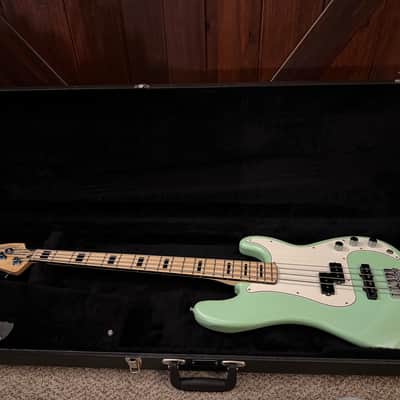 Fender FSR Deluxe Precision PJ Bass + Fender Hardshell Locking Case, Strings, and Accessories image 11
