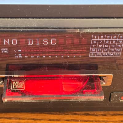 Sony MDS-JA3ES minidisc player recorder deck Early or mid-1990s - Black image 25