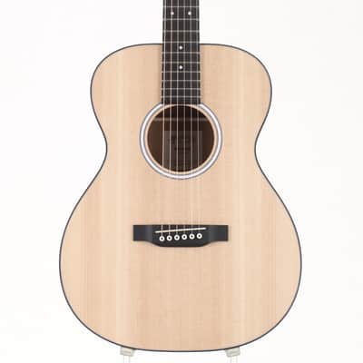 Martin 000JR-10 Martin Acoustic Guitar, Folk Guitar, OOO Junior [2749594] (06/22) image 1