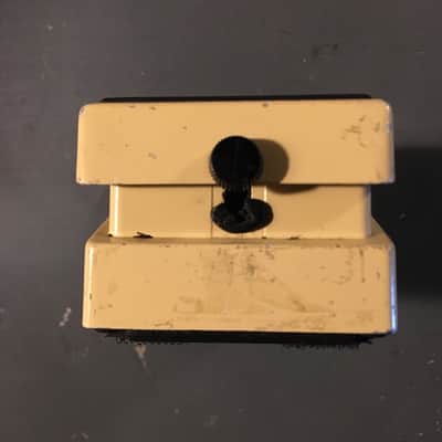 Boss FT-2 Dynamic Filter (Black Label) 1986 Yellow image 5