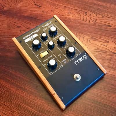 Moog Moogerfooger mf-107 freqbox analog oscillator pedal image 1