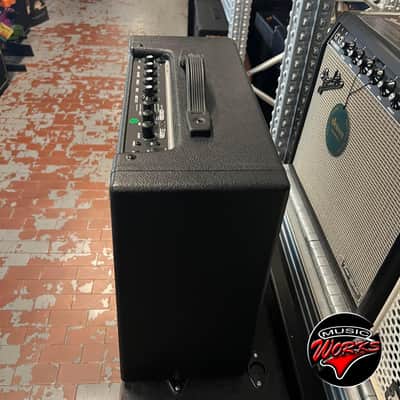 Fender   Mustang 2 V2 image 4