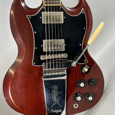 Gibson Angus Young Signature SG 2000-2009 ; Aged Cherry ; Repaired W/ Aftermarket Case image 2