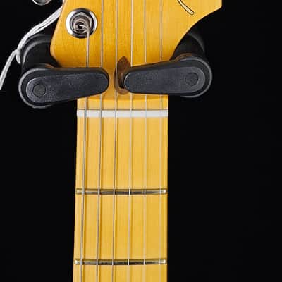 Fender American Professional Classic Stratocaster Electric Guitar - 3-color Sunburst -  NEW ! image 3