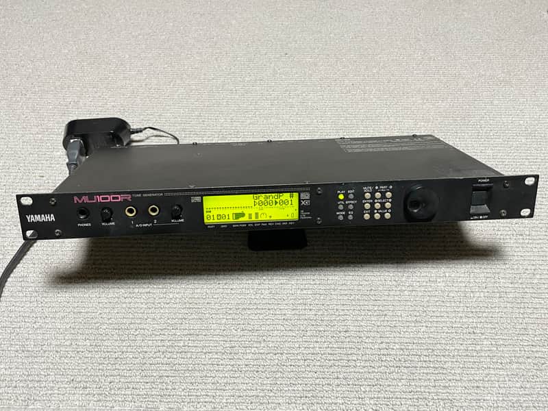 Yamaha MU100R
