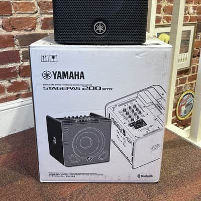 Yamaha Stagepas 200 BTR