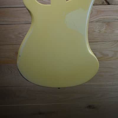 Rickenbacker 4001 1980  - White image 6