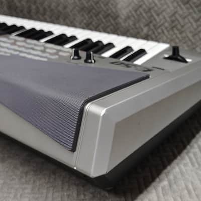 Roland E-50 - 61-Key Music Workstation + Memory Flash card ✅USB Upgrade✅ Keyboard image 12