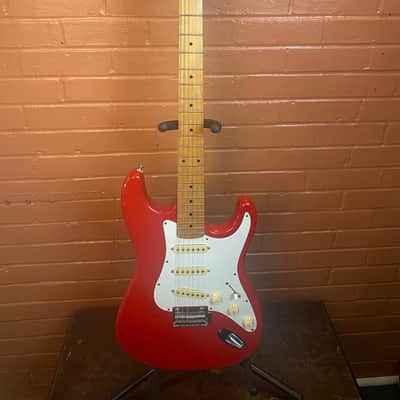 エピフォン　ストラトキャスター　s-310　レッド Epiphone S-310 1995年製 買取ました デジマートにて￥39,800で販売中