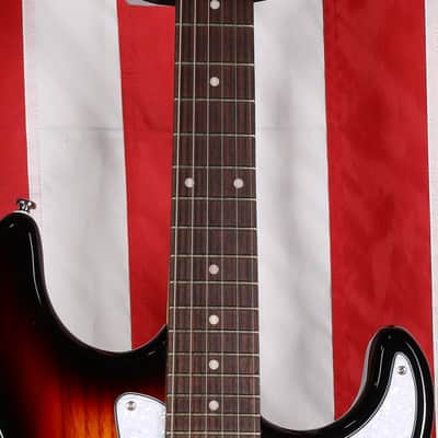 G&L Tribute Series Legacy - 3-Color Sunburst image 4