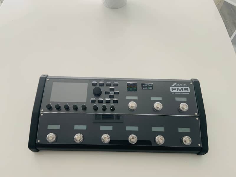 Fractal Audio FM9 Mark II Amp Modeler / FX Processor | Reverb