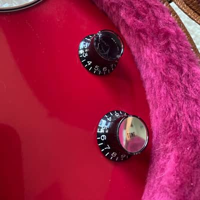 Gibson SG Deluxe 1998, Bigsby image 5