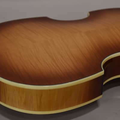 Hofner Contemporary Series HCT-500/1-SB Violin Bass Sunburst image 15