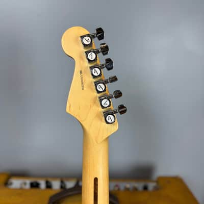 Fender American Professional Stratocaster 2018 - Sunburst image 6