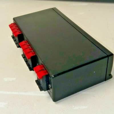 Radio Shack 4-Way Speaker Selection Switch Control Center Cat. No. 40-244 Black image 4