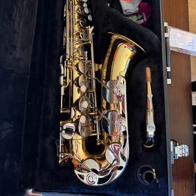 Yamaha YAS-26 Standard Alto Saxophone 2016 - Lacquered Brass image 1