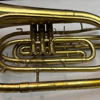 King 1122 Mellophone / Marching French Horn c.1980 w/ Anvil Flight Case – Good Playing Condition image 8