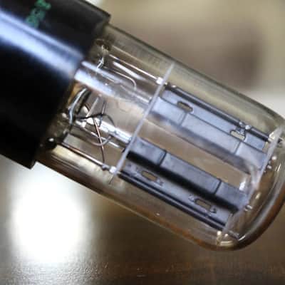 CBS 6SN7GTB – Branded AKRAD, 1958, Tall Bottle, Black T-Plates, D-Getter – Tested Excellent image 3