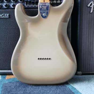 Fender 70th Anniversary Stratocaster Hardtail 2024 - Antigua Burst image 11