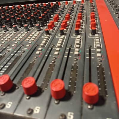 Soundcraft 8000 1985 - Usado pero en buenas condiciones image 9