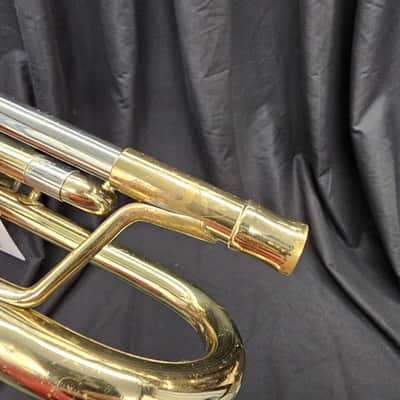 Getzen 300 Series Student Model Bb Trumpet w/ case image 4