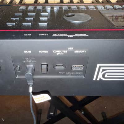 Roland Juno D8 + Travel Case image 8
